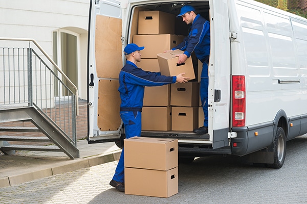 Shifting Base To A New City? 6 Things To Keep In Mind When Hiring Movers -  Onthemarc - Read Latest local News and Media News